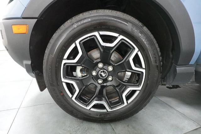 Certified 2025 Ford Bronco Sport Outer Banks w/ Outer Banks Tech Package+ AWD/4WD image 35