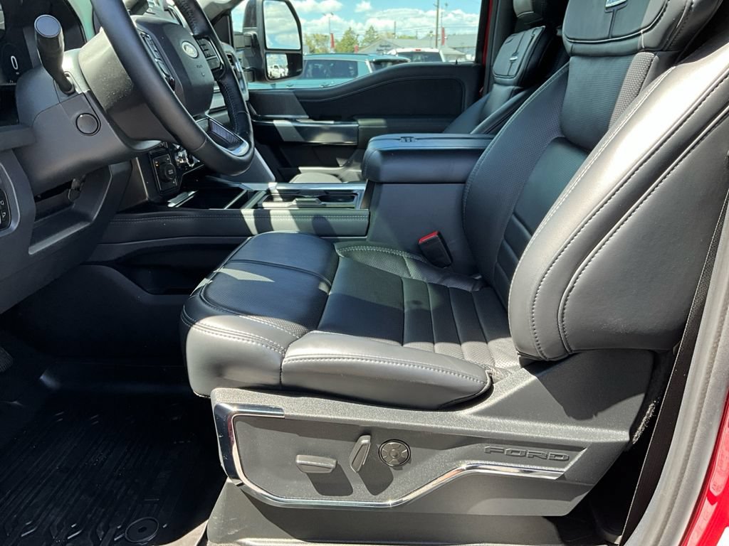 Certified 2025 Ford F350 Platinum AWD/4WD image 18