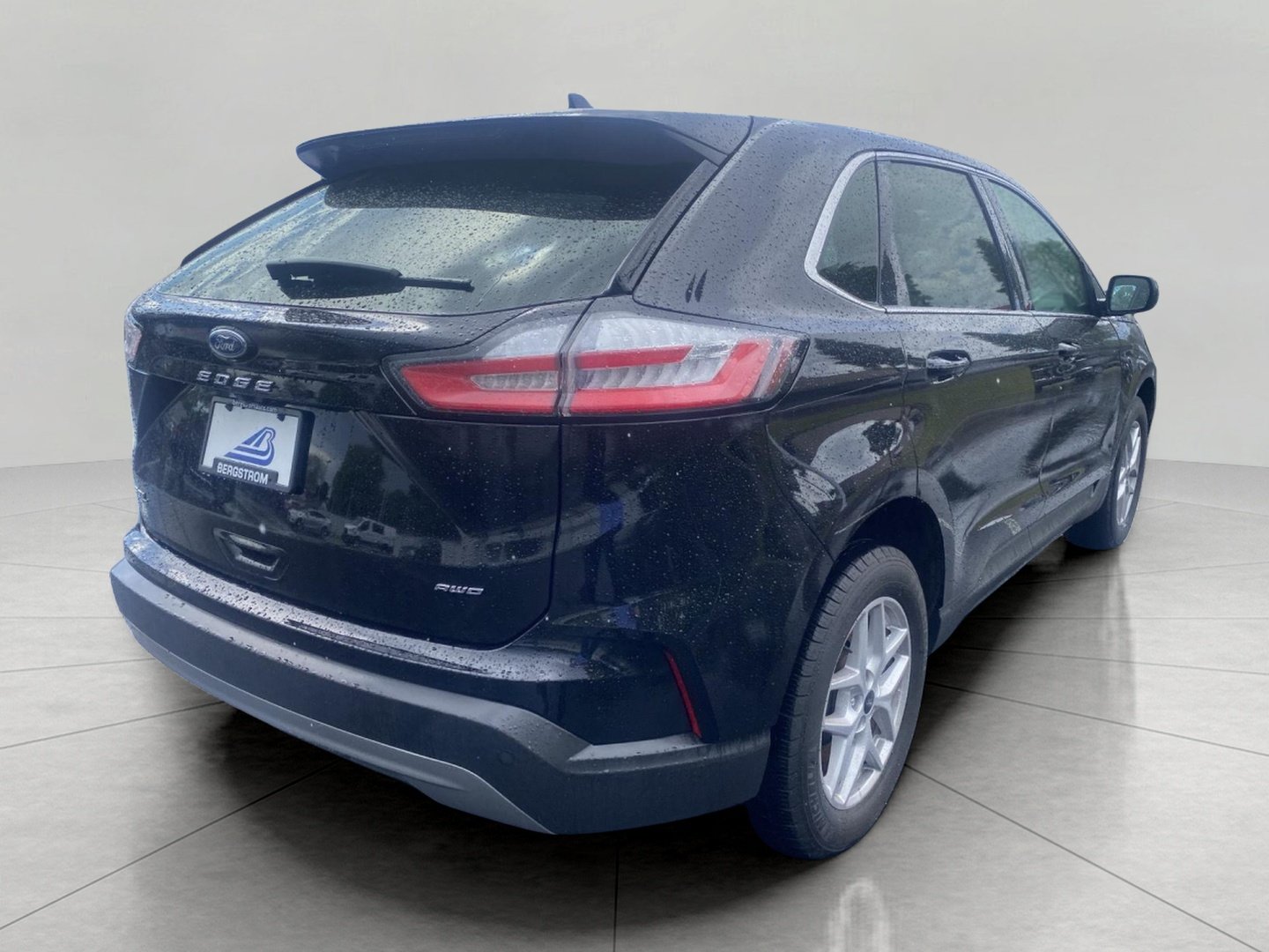Certified 2024 Ford Edge SEL w/ Convenience Package AWD/4WD image 9