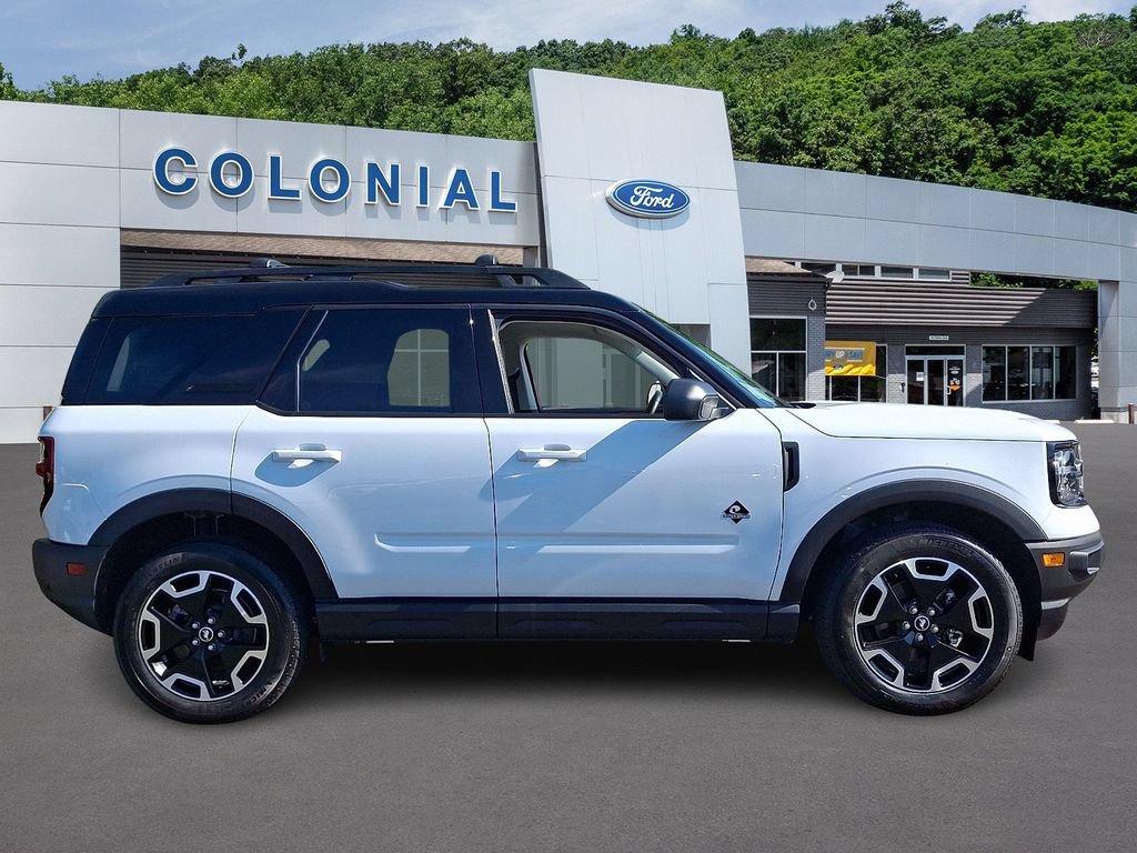 Certified 2023 Ford Bronco Sport Outer Banks w/ Tech Package AWD/4WD image 7