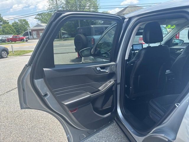 Certified 2022 Ford Escape SEL w/ Technology Package image 12