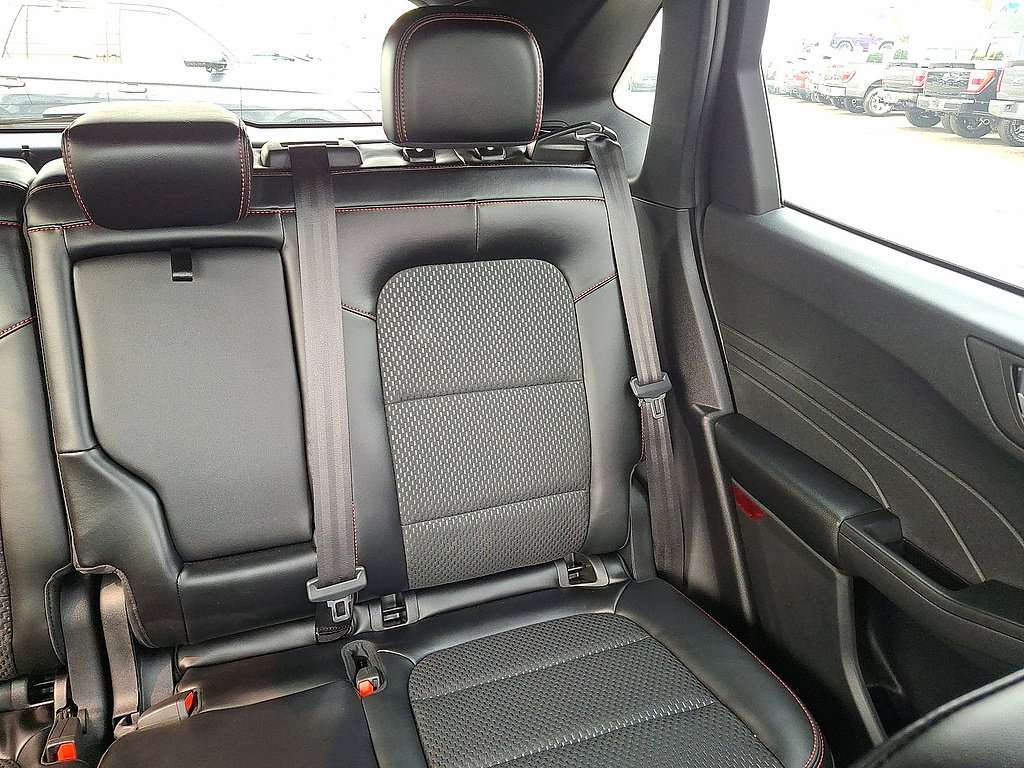 Certified 2024 Ford Escape ST-Line w/ Tech Pack #1 AWD/4WD image 14