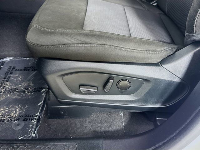 Certified 2022 Ford Explorer XLT w/ Class IV Trailer Tow Package image 18