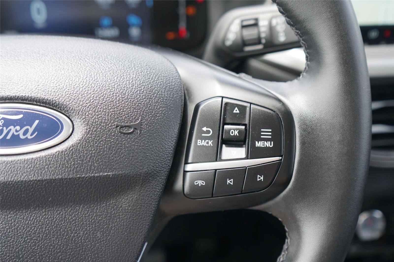 Certified 2024 Ford Escape Active w/ Tech Pack #1 FWD image 16