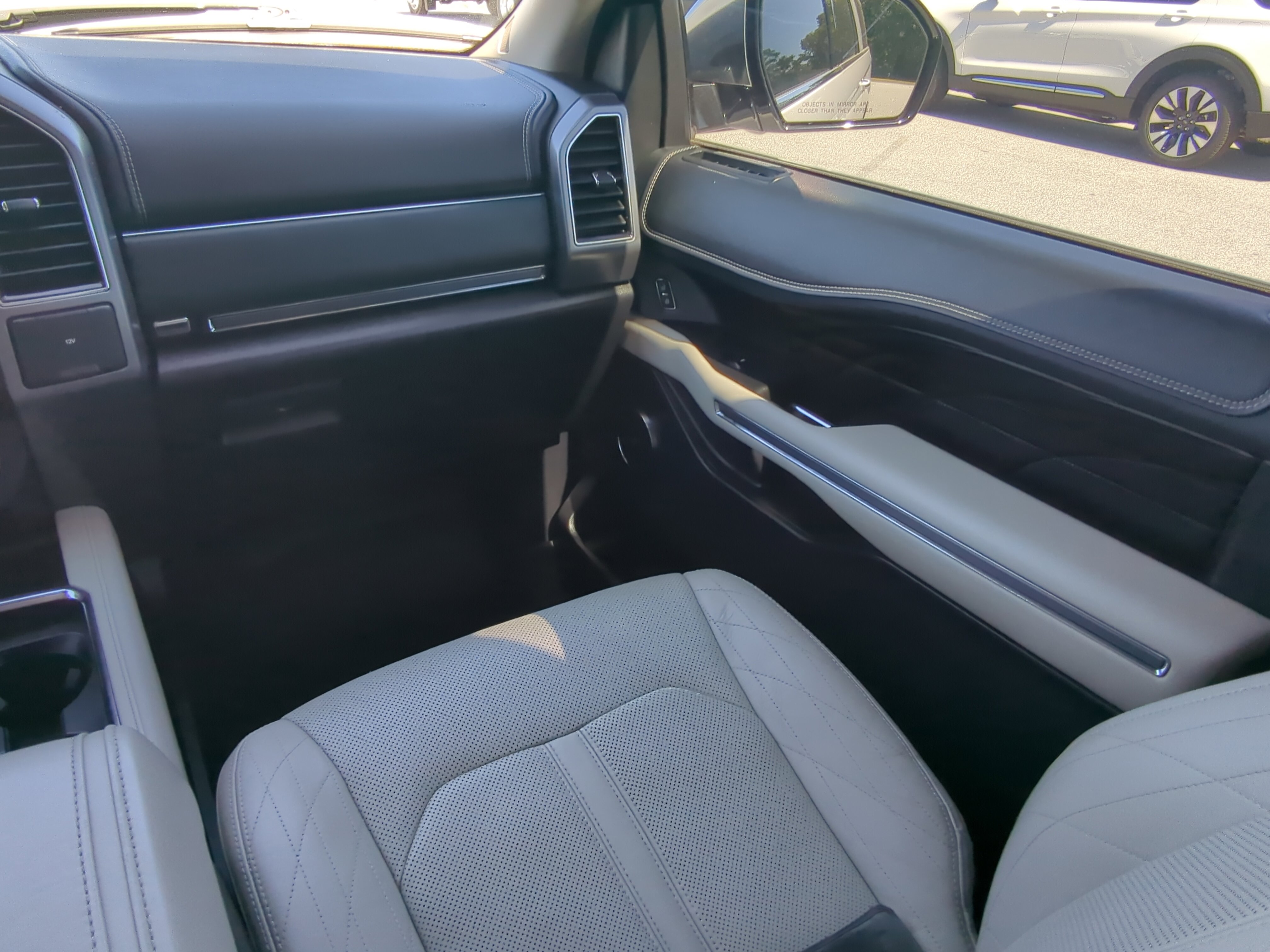 Certified 2018 Ford Expedition Max Platinum AWD/4WD image 15