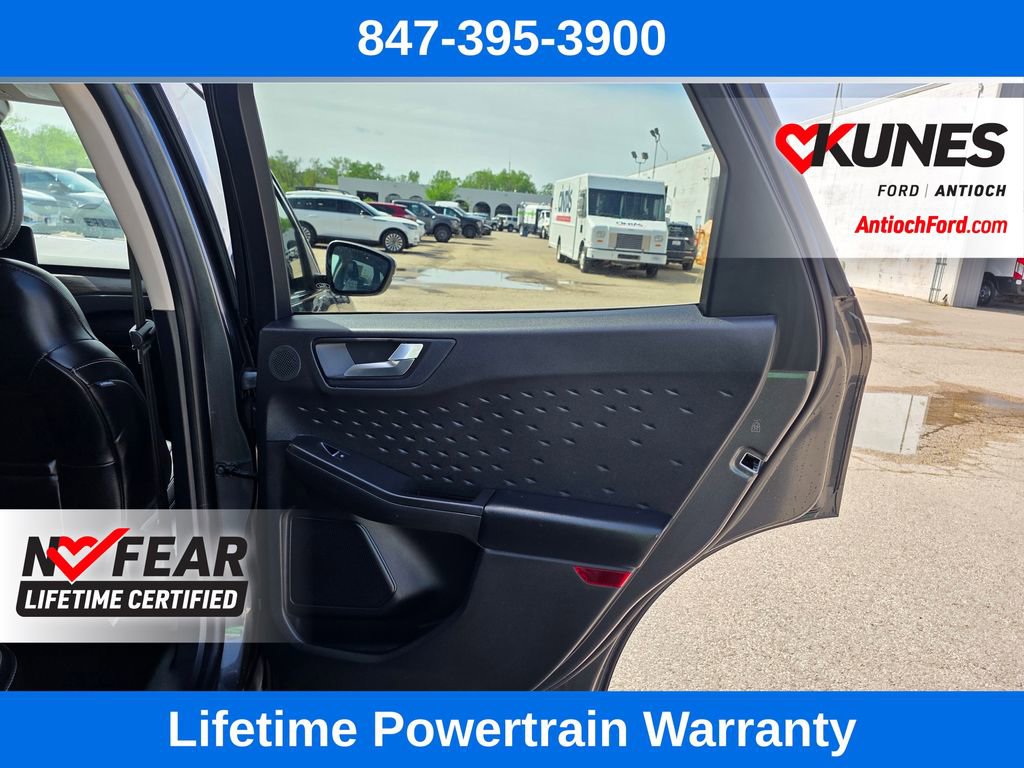 Certified 2020 Ford Escape Titanium AWD/4WD image 24