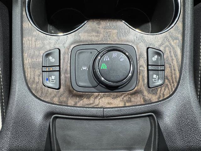 Used 2021 GMC Acadia Denali w/ Denali Technology Package AWD/4WD image 35