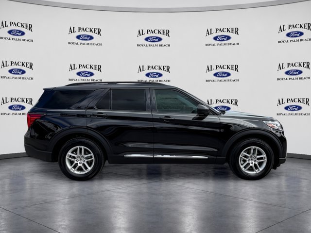 Certified 2025 Ford Explorer Active RWD image 7