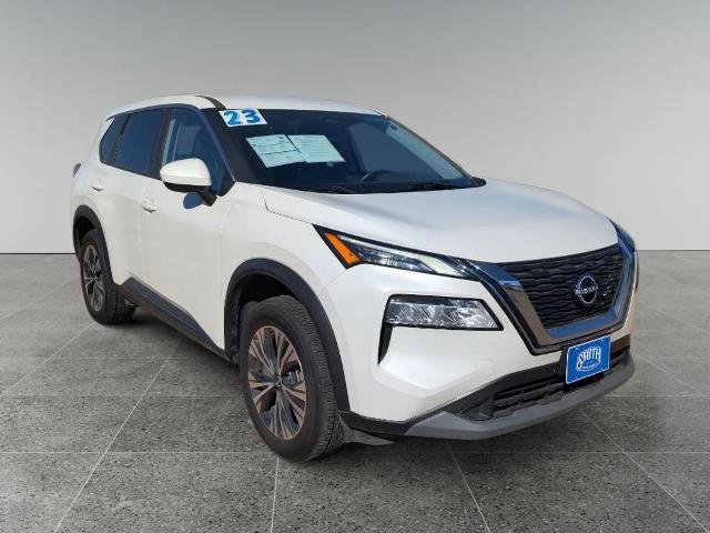 Used 2023 Nissan Rogue SV image 7