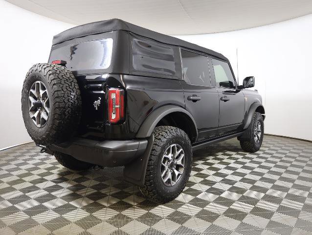 Certified 2023 Ford Bronco Badlands image 4