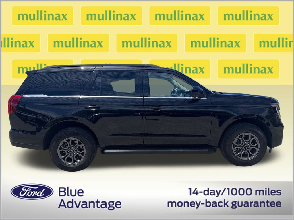 Certified 2025 Ford Expedition Active RWD image 2