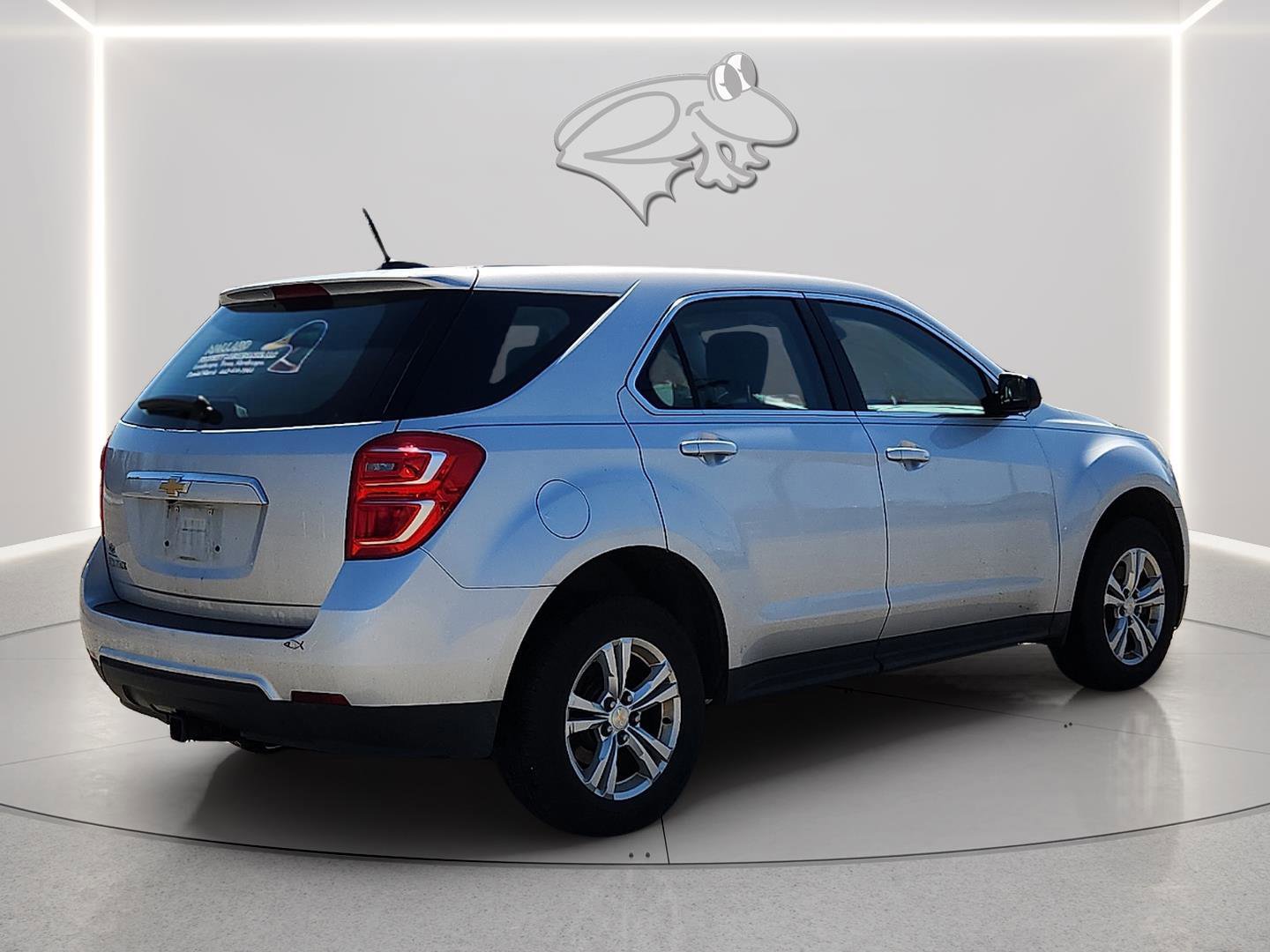 Used 2017 Chevrolet Equinox LS image 4