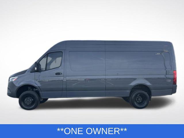 Used 2024 Mercedes-Benz Sprinter 3500 image 2
