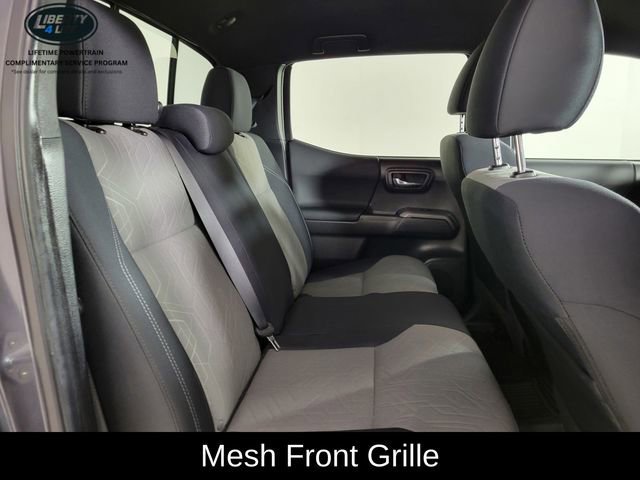 Used 2022 Toyota Tacoma TRD Sport w/ Technology Package image 17