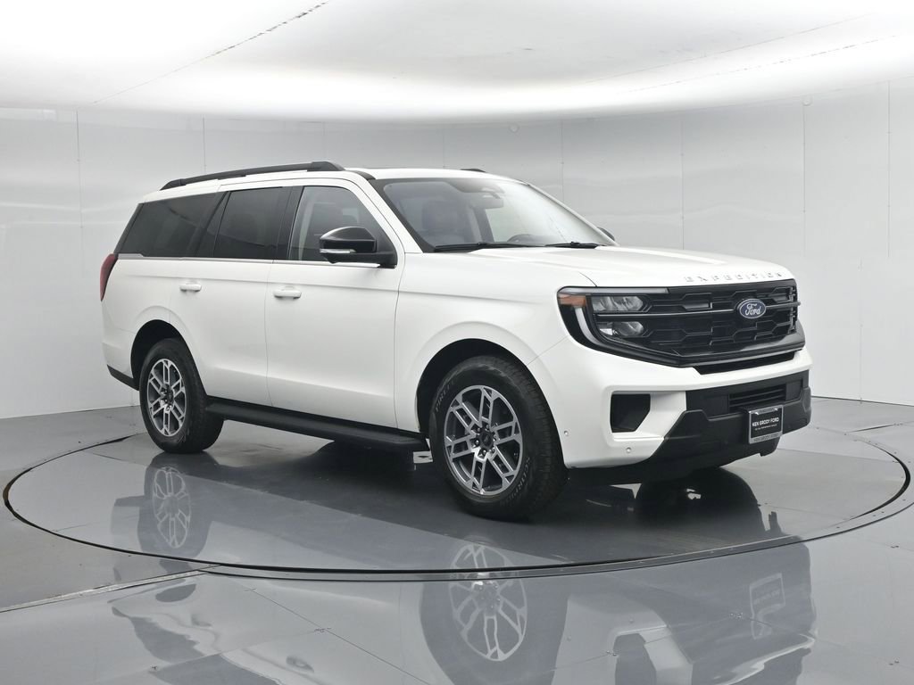 Certified 2025 Ford Expedition Active AWD/4WD image 63