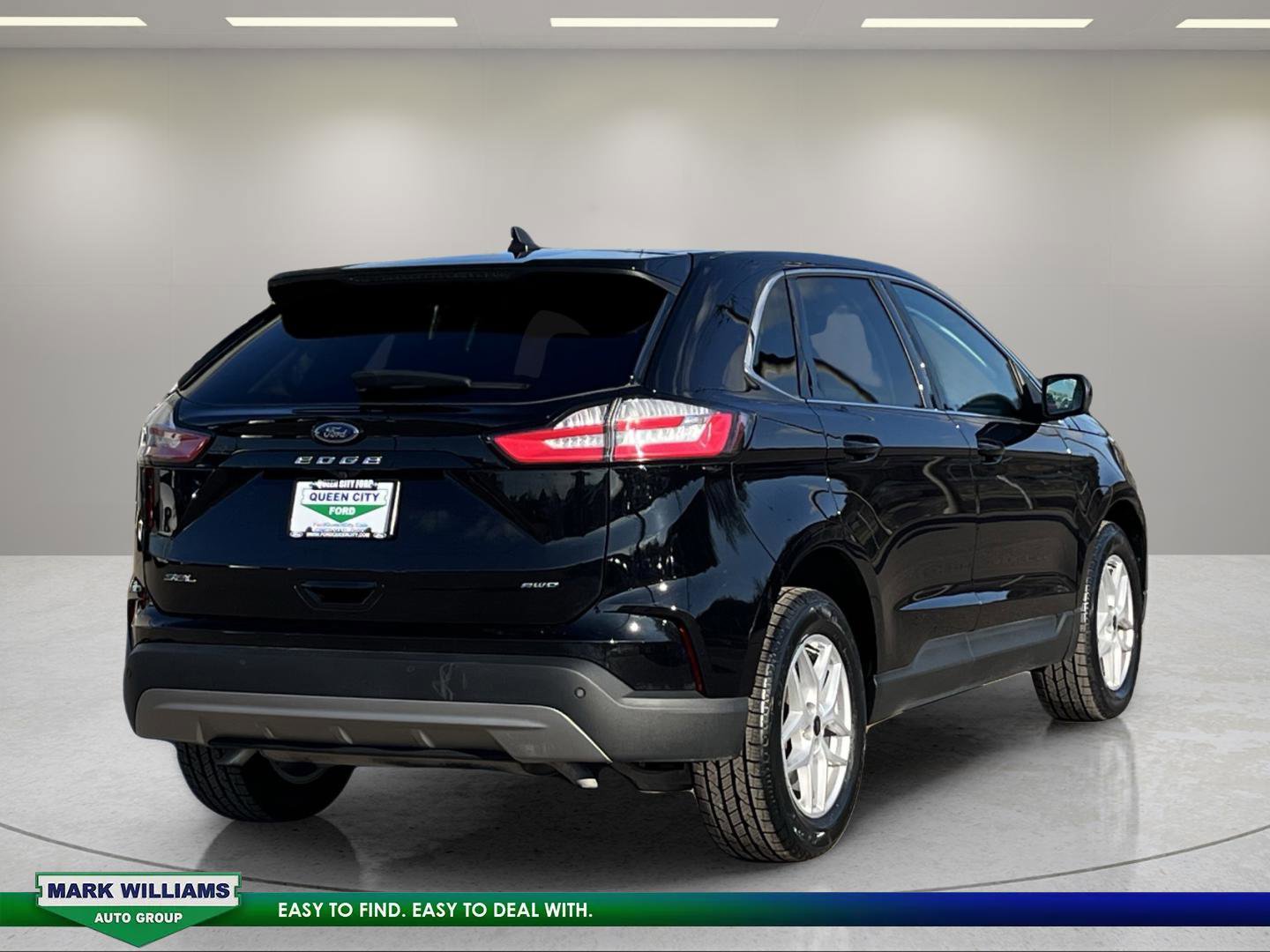 Certified 2024 Ford Edge SEL image 3