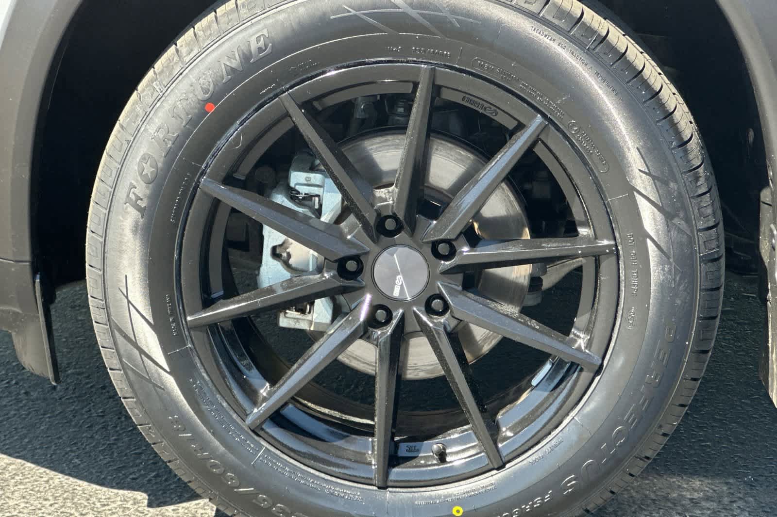 Used 2023 Nissan Rogue SV AWD/4WD image 26