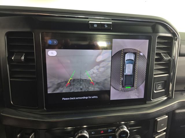 Certified 2025 Ford F350 Lariat w/ Black Appearance Package image 17