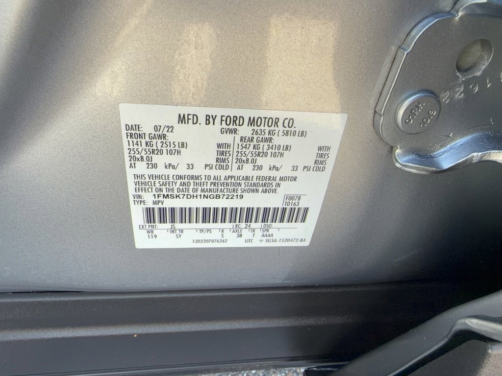 Certified 2022 Ford Explorer XLT w/ Equipment Group 202A image 35