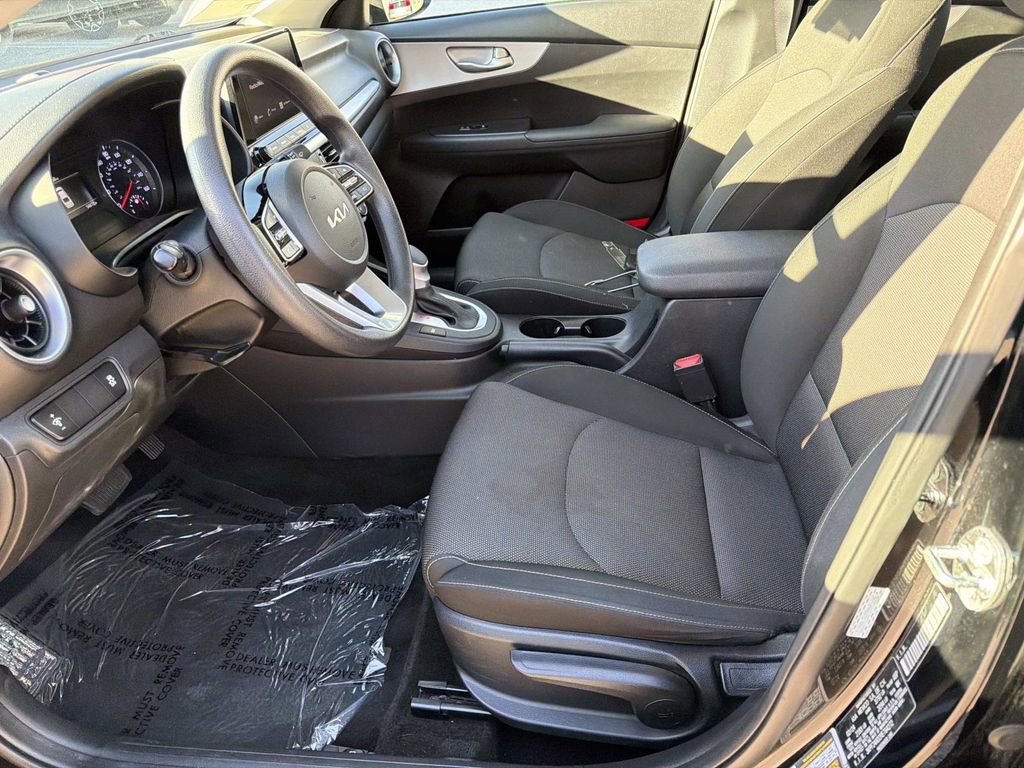 Used 2024 Kia Forte LXS image 16