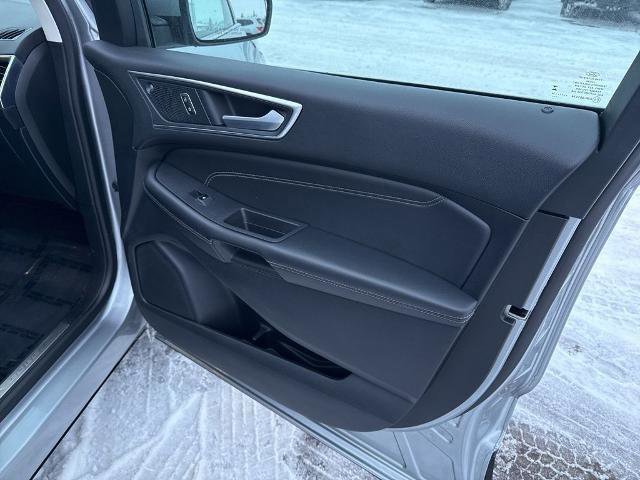 Certified 2024 Ford Edge Titanium image 40