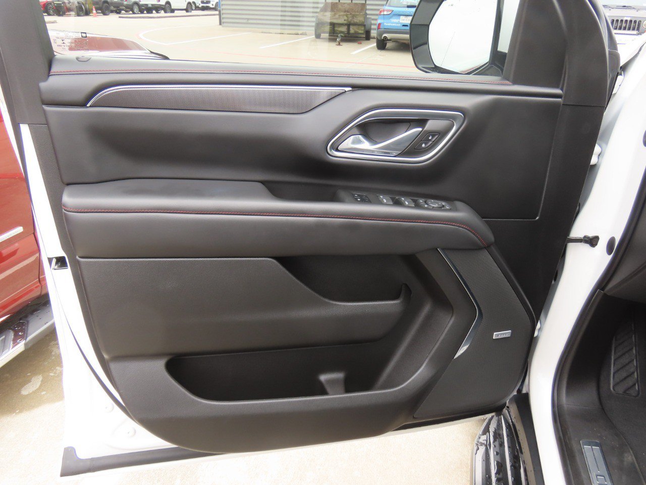 Used 2023 Chevrolet Suburban RST w/ Luxury Package RWD image 19