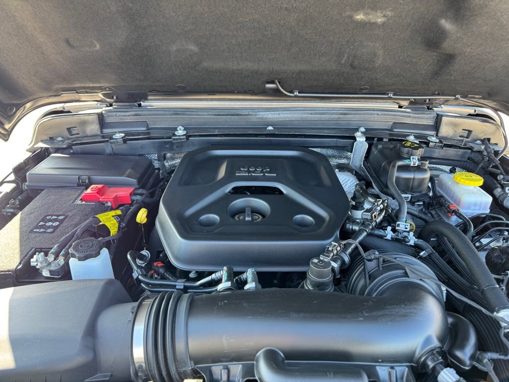 Used 2025 Jeep Wrangler Rubicon image 38