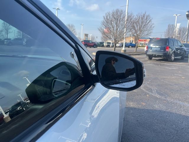 Used 2021 Nissan Maxima 3.5 SV w/ Floor Mat Group image 4