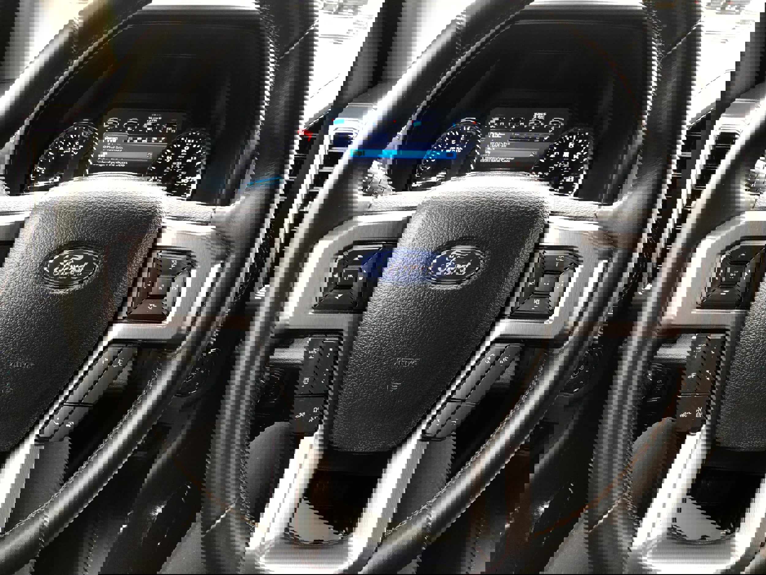 Certified 2021 Ford Expedition Max Platinum image 16