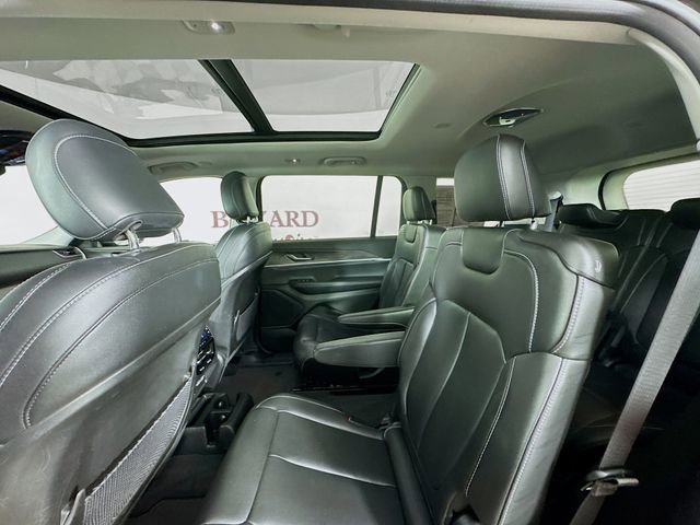 Used 2023 Jeep Grand Cherokee L Limited image 30