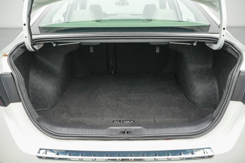 Used 2021 Nissan Altima 2.5 SL FWD image 21