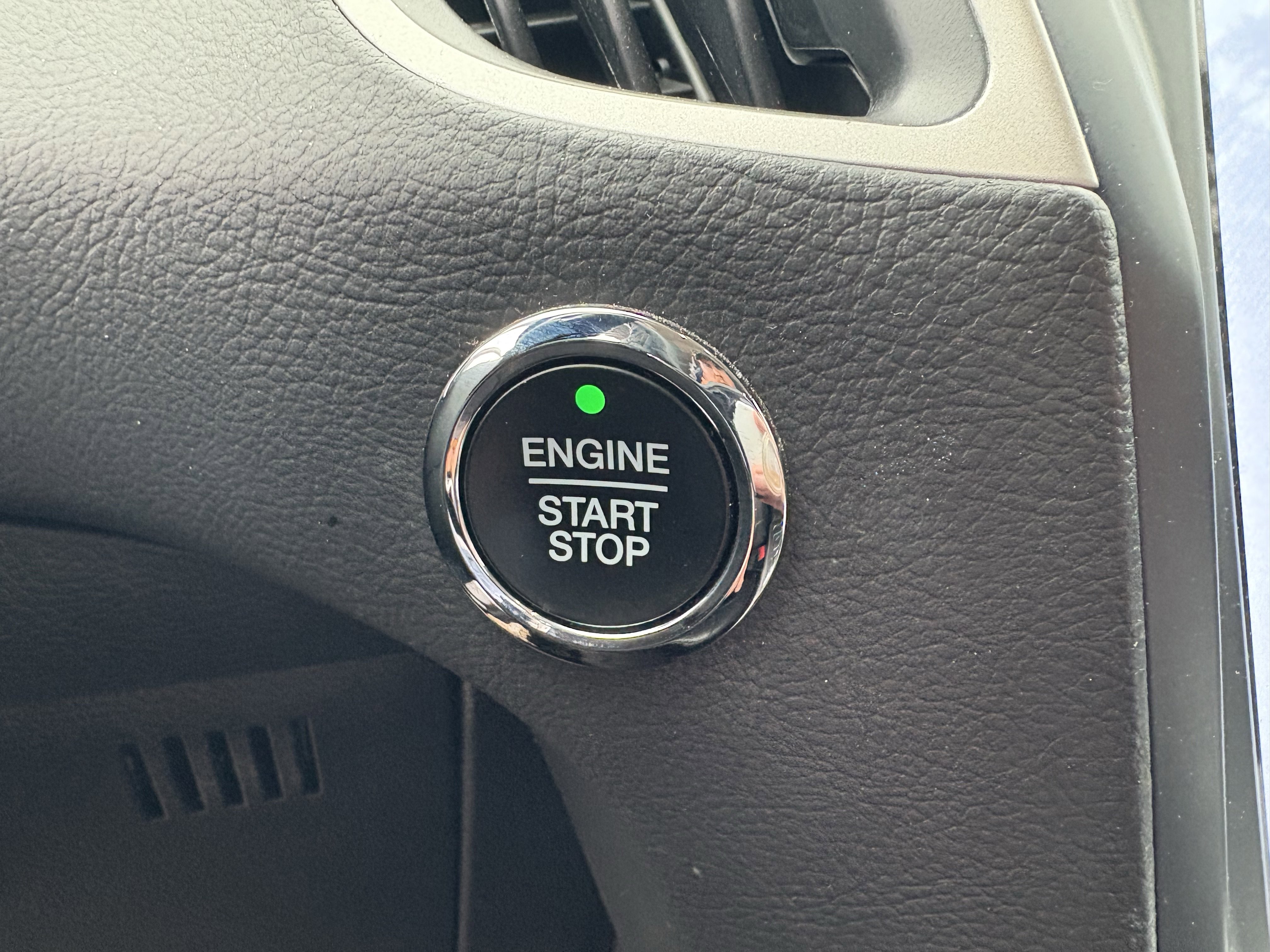 Certified 2023 Ford Edge SEL image 23