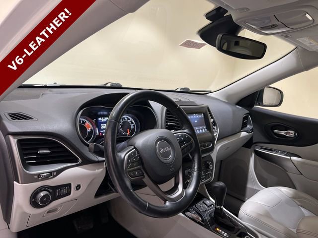 Used 2020 Jeep Cherokee Latitude Lux w/ Comfort/Convenience Group image 9