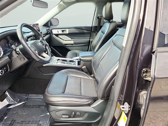 Certified 2022 Ford Explorer Limited w/ Limited Technology Package AWD/4WD image 13