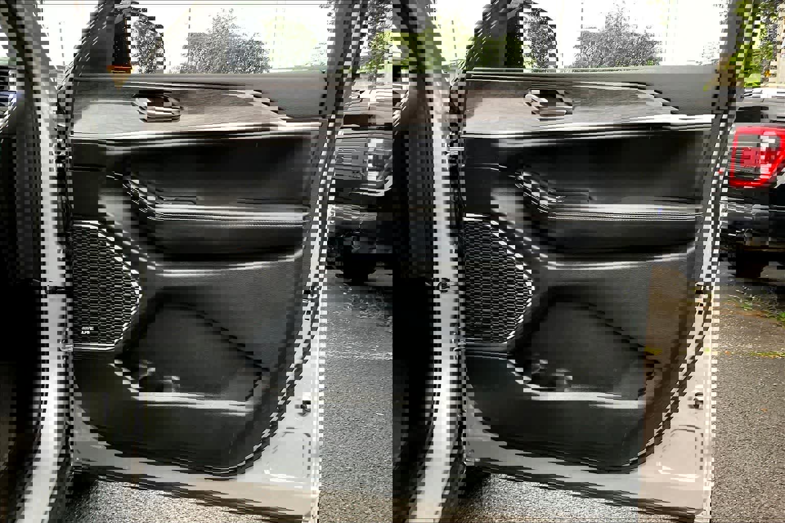 Used 2022 Jeep Grand Cherokee Limited 4xe image 28