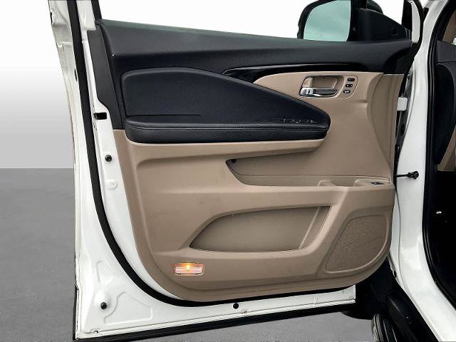 Used 2022 Honda Pilot Touring image 22