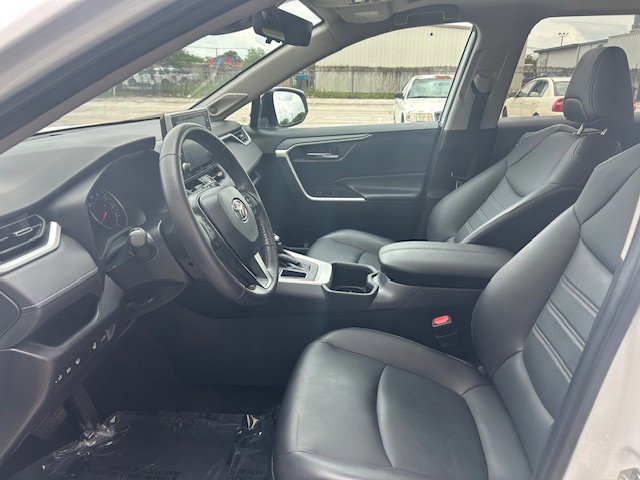 Used 2022 Toyota RAV4 XLE Premium FWD image 13