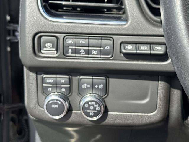 Used 2022 GMC Yukon AT4 w/ Technology Package AWD/4WD image 23