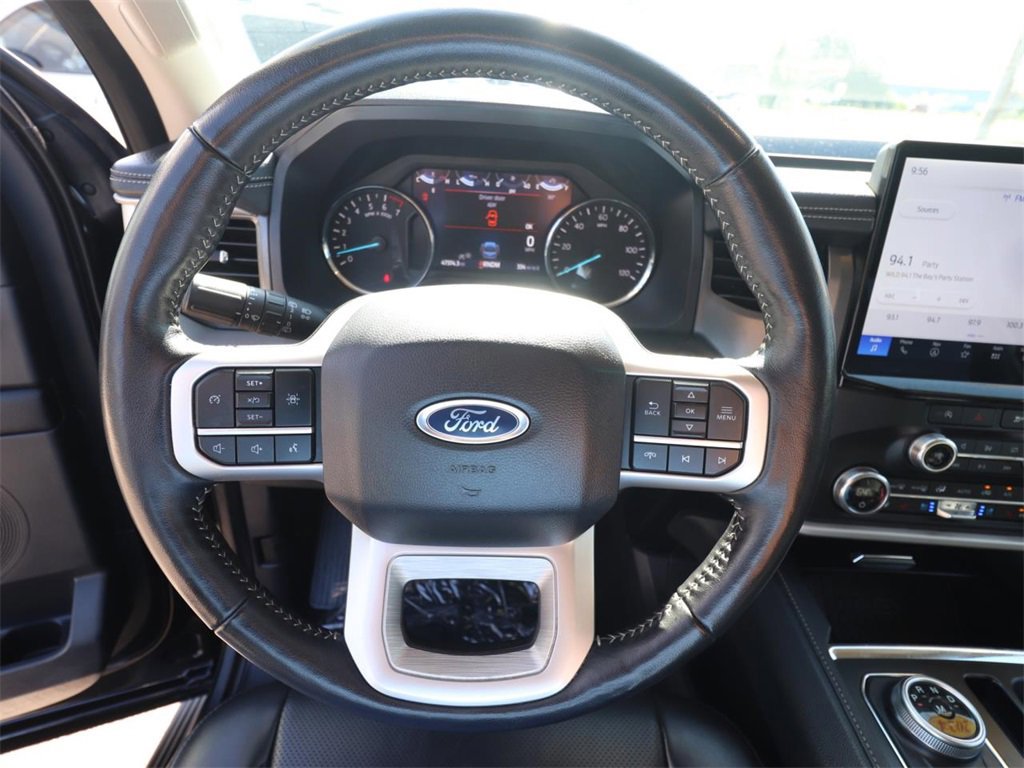 Certified 2024 Ford Expedition XLT image 18