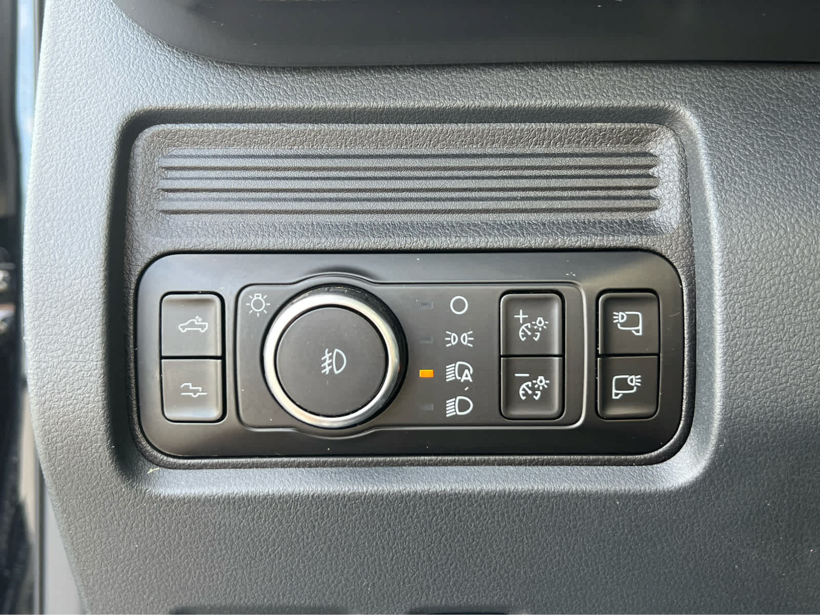 Certified 2026 Ford F350 Platinum AWD/4WD image 33