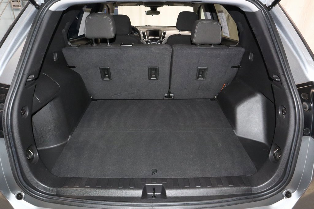 Used 2023 Chevrolet Equinox LS image 17