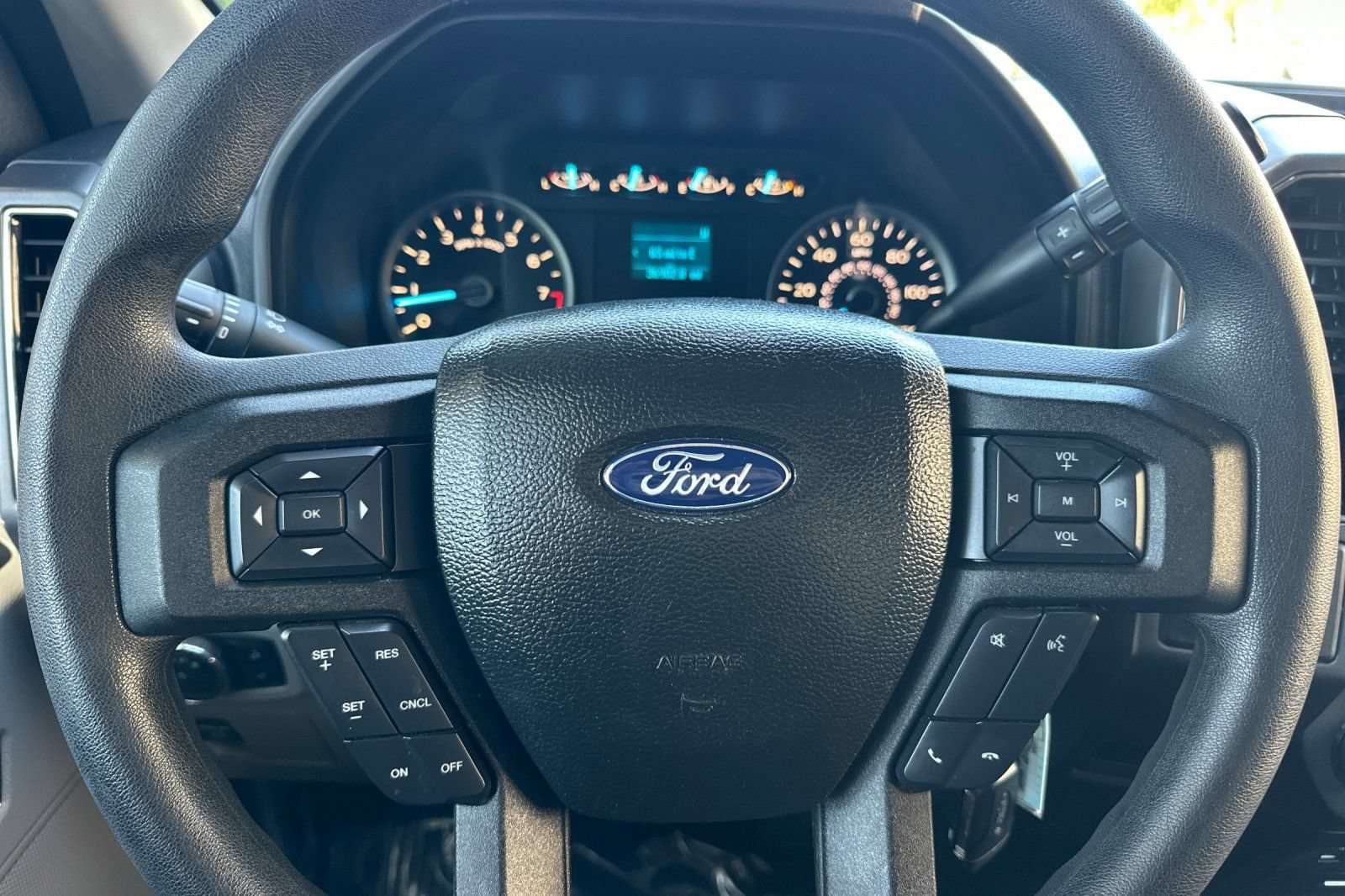 Certified 2018 Ford F150 XLT RWD image 33