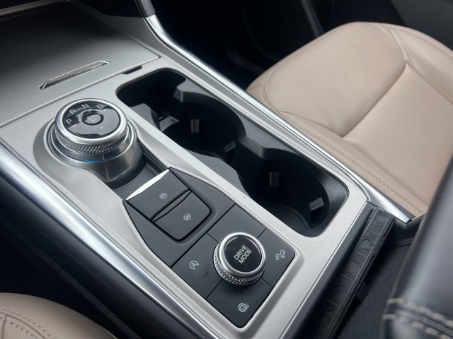 Certified 2023 Ford Explorer XLT w/ Equipment Group 202A image 15