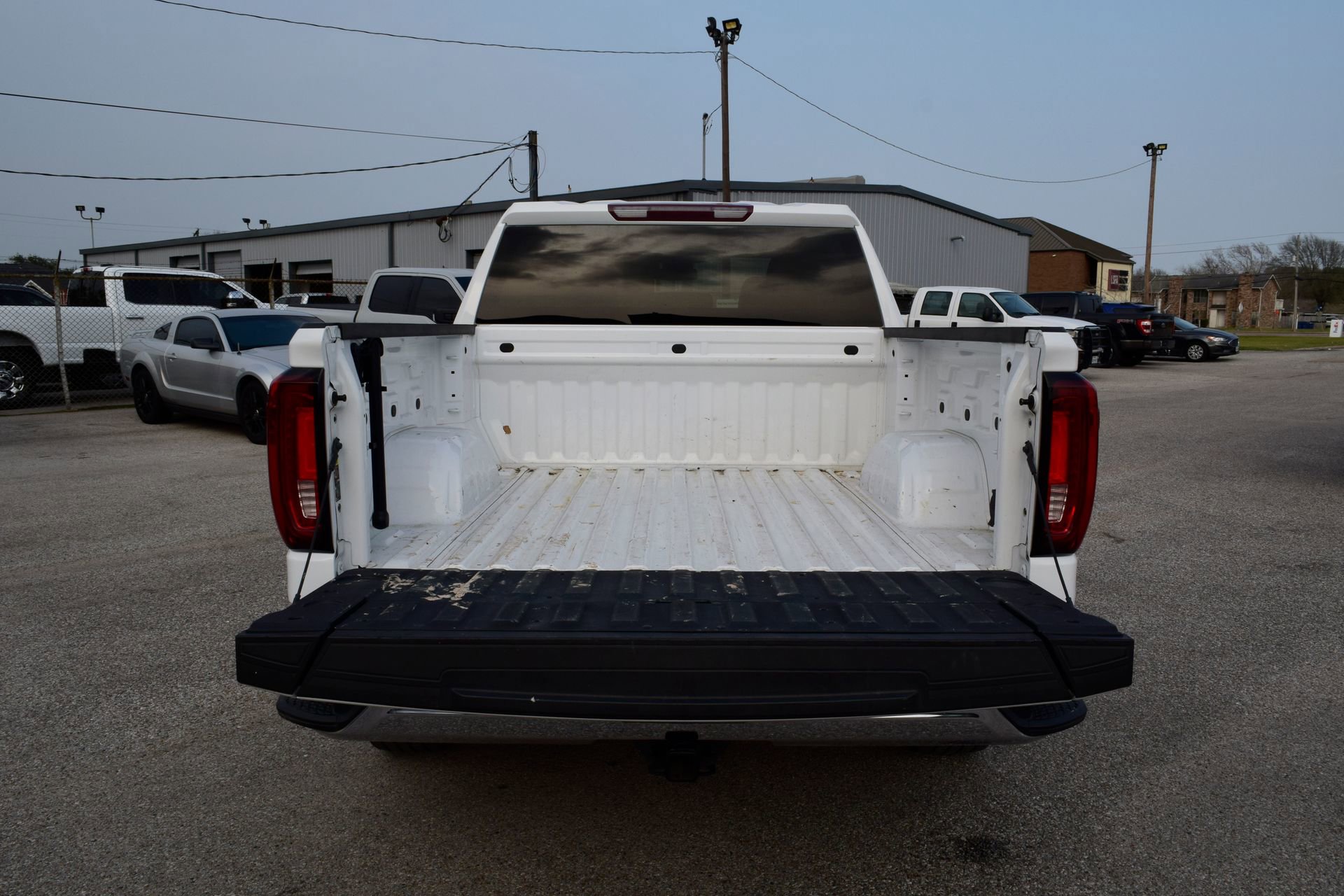 Used 2025 GMC Sierra 1500 SLT image 21
