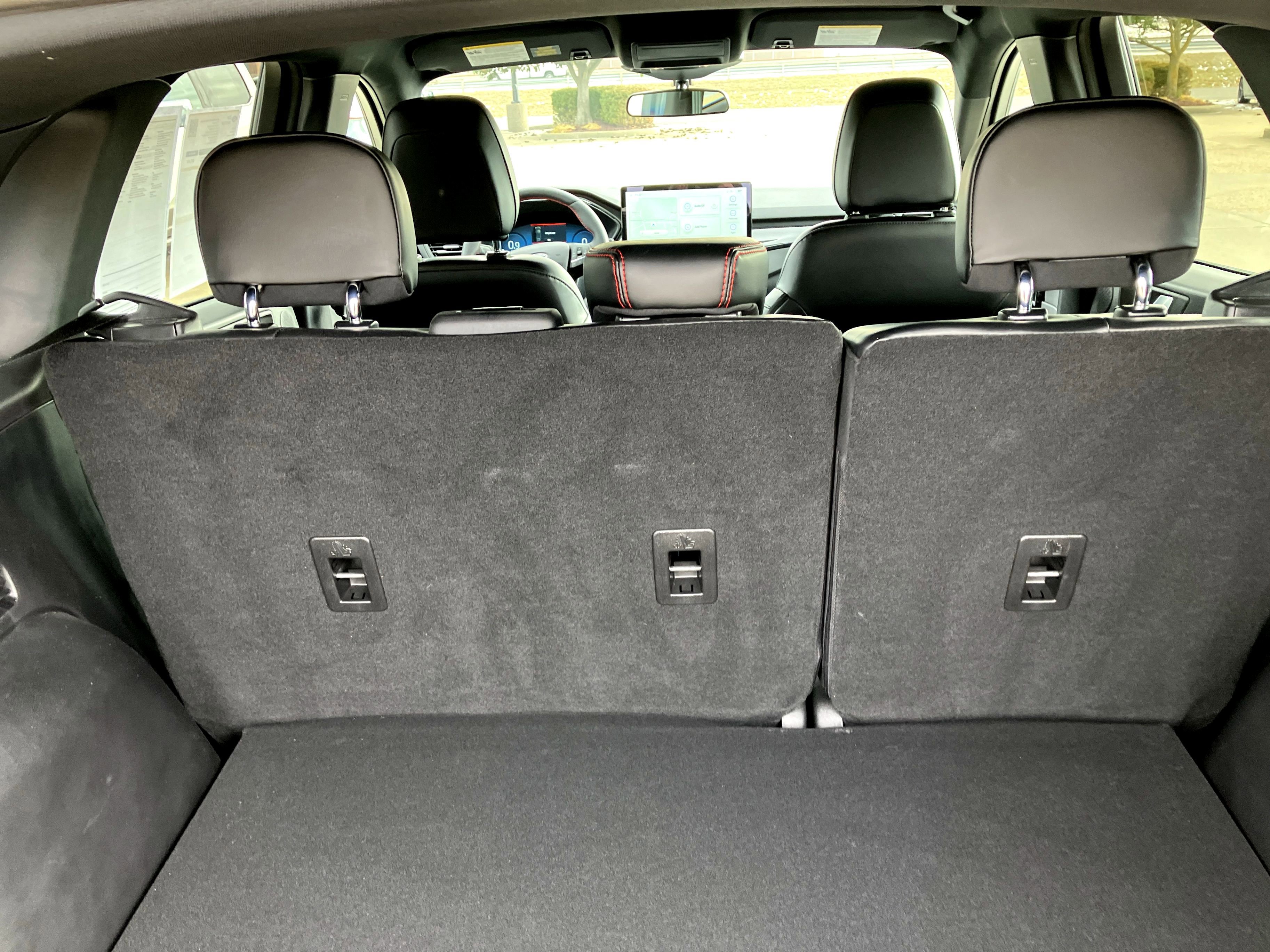 Certified 2023 Ford Escape ST-Line Select w/ Tech Pack #2 image 29