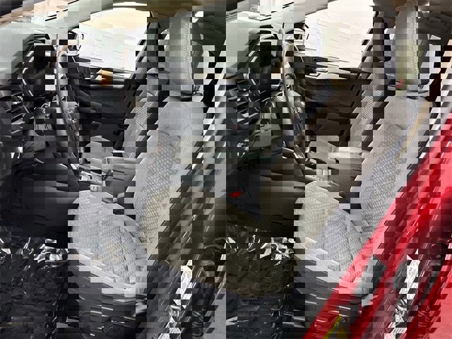 Certified 2020 Ford Escape SE image 3