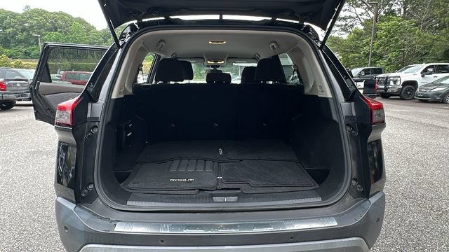 Used 2021 Nissan Rogue SV FWD image 18