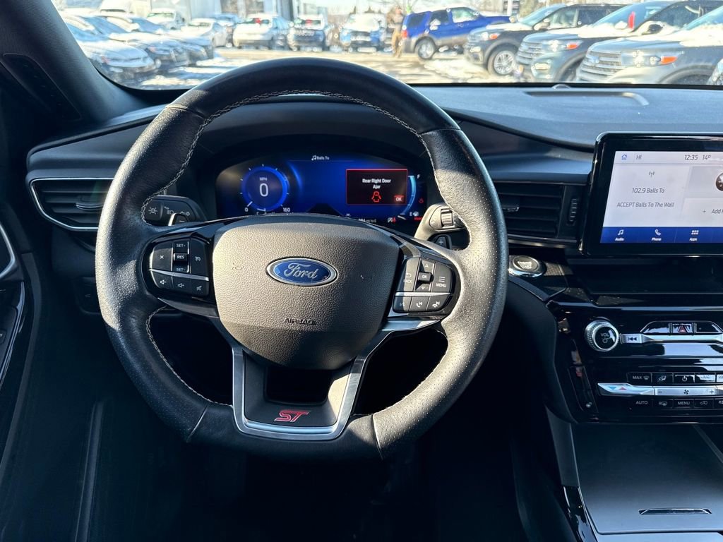 Certified 2022 Ford Explorer ST w/ ST Street Pack image 12