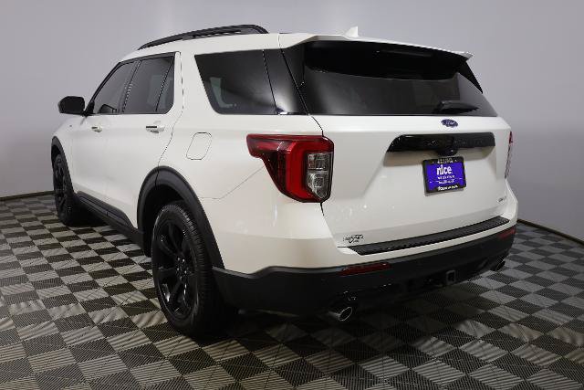 Certified 2024 Ford Explorer ST-Line w/ Class IV Trailer Tow Package AWD/4WD image 7