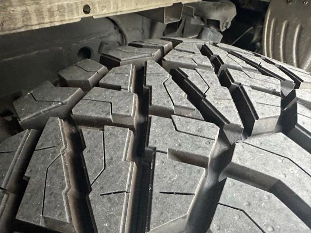 Certified 2023 Ford F150 Lariat w/ Equipment Group 502A High image 34